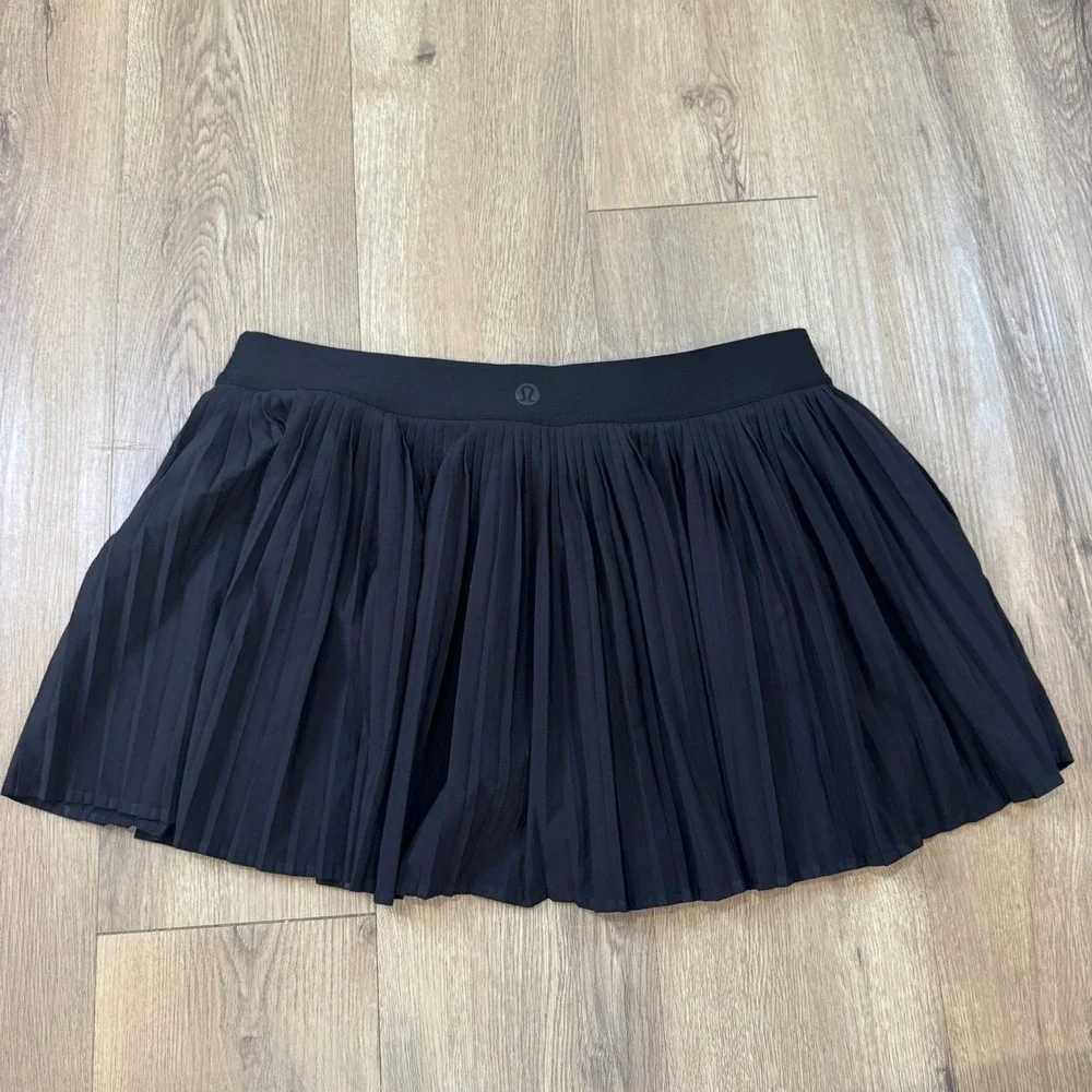 Lululemon Black Pleated Tennis Skirt Skort High Rise LW8AJYS Size 14